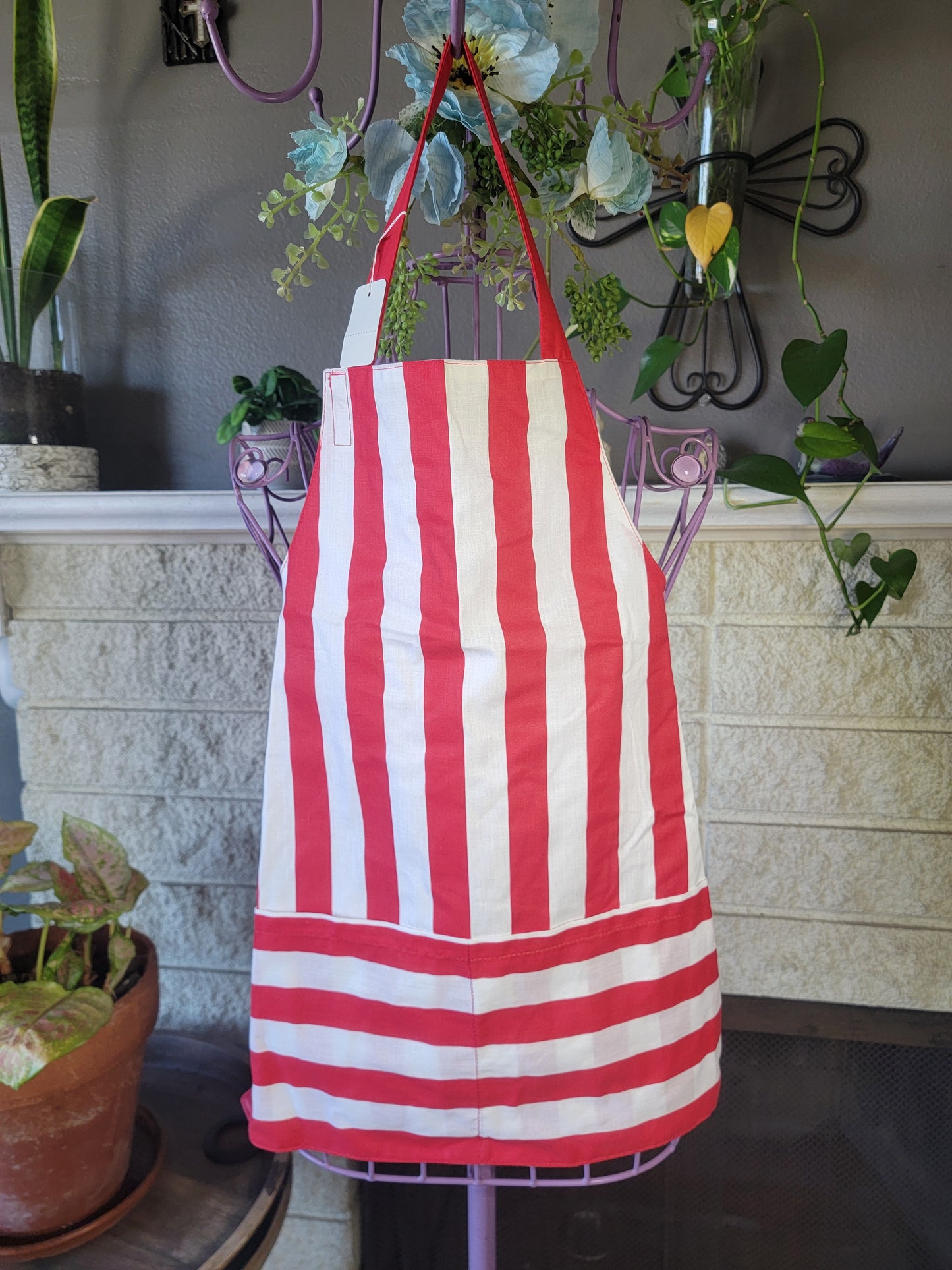 MORE children's aprons on CLEARANCE
